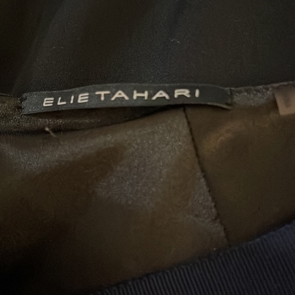 ❤️ Elie Tahari Black Satin Gathered Front Sheath Dress - Picture 4 of 7